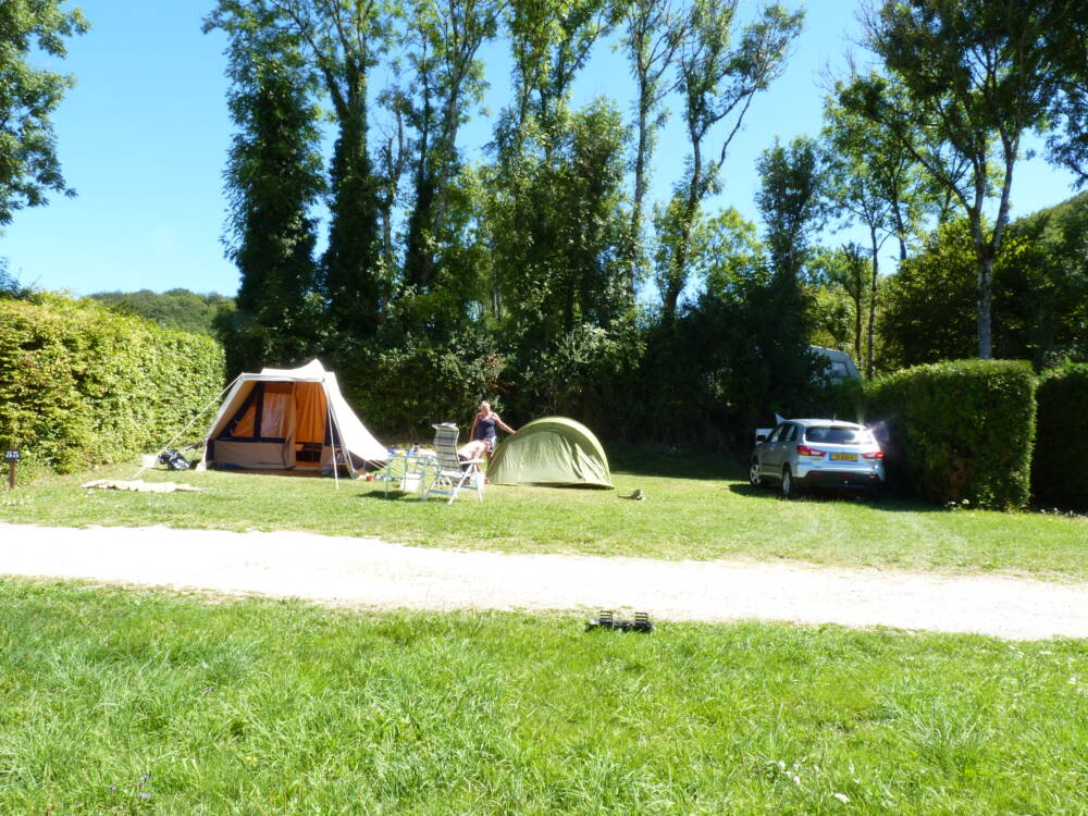 Emplacement_Tentes_Camping du Gît