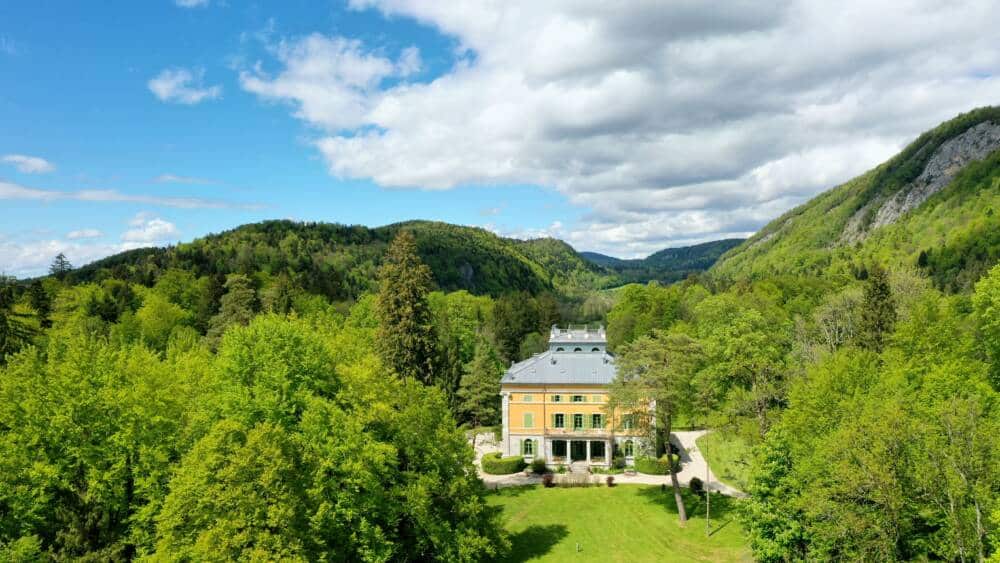 La villa Palladienne dans son écrin de verdure © photo jack varlet